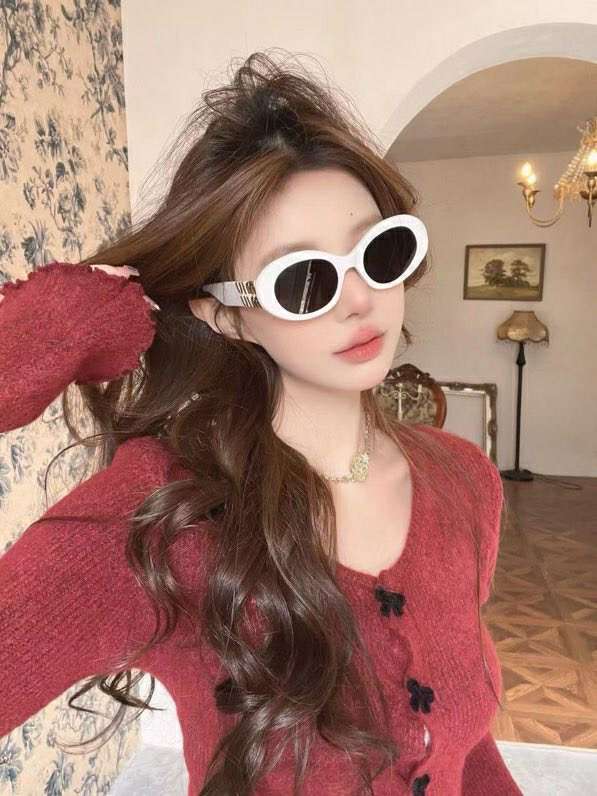 Picture of MiuMiu Sunglasses _SKUfw57235642fw